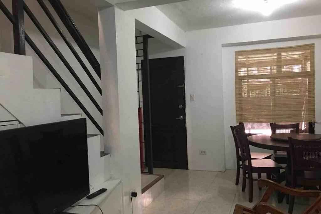 Buder Townhouse Lias Marilao Bulacan Philippines 外观 照片
